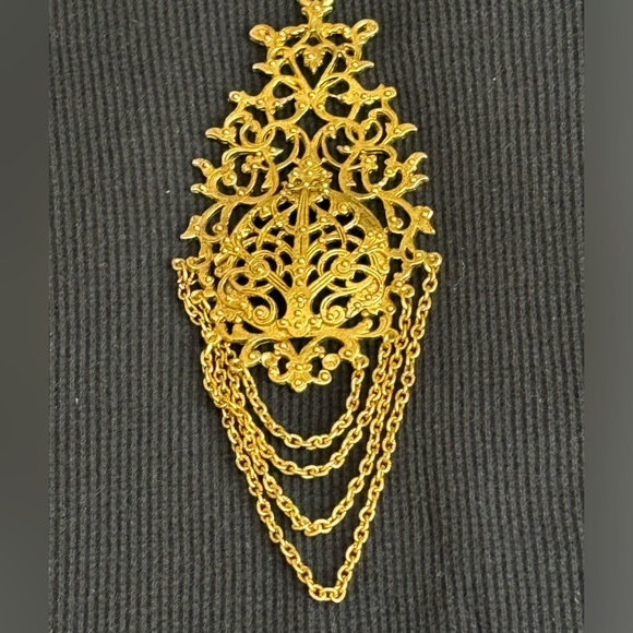 Beautiful Vintage gold tone necklace!! - Picture 5 of 7